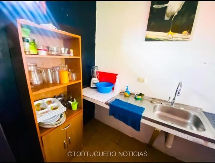 Casa Artavia Villa Tortuguero Luaran gambar