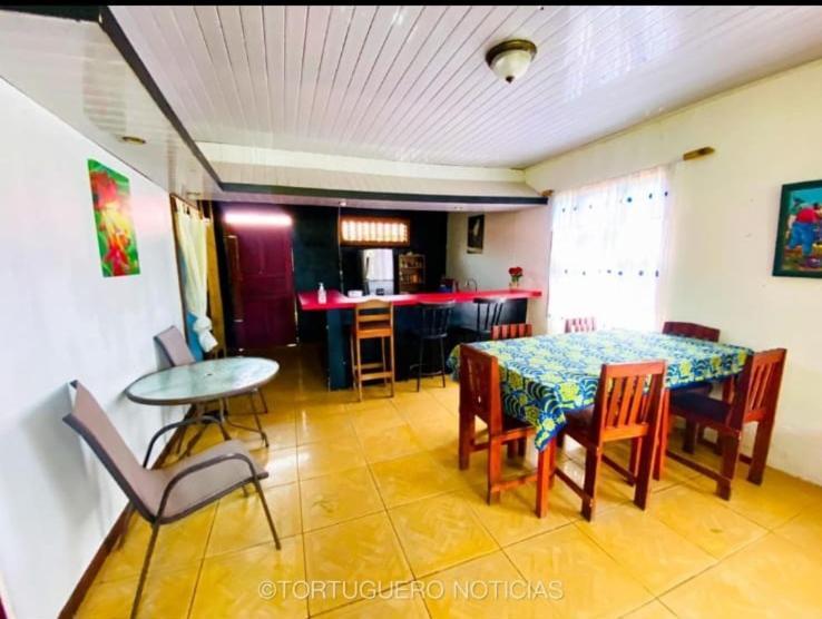 Casa Artavia Villa Tortuguero Bilik gambar